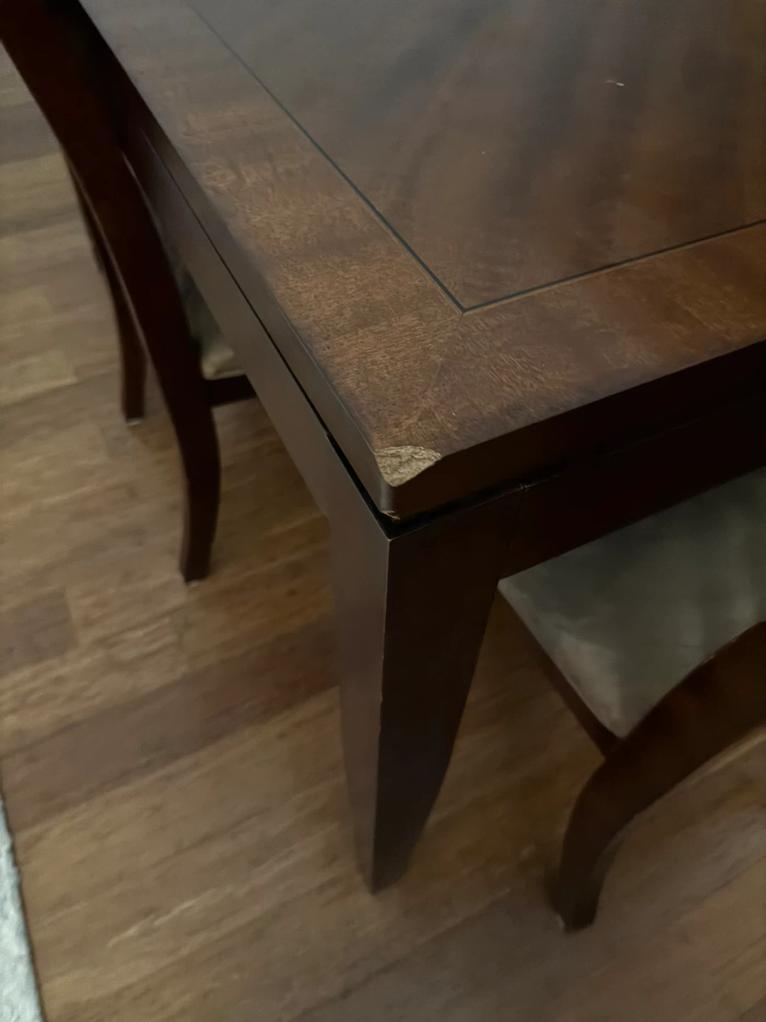 Extendable Wooden Dining Table with 4 Chairs - photo 2