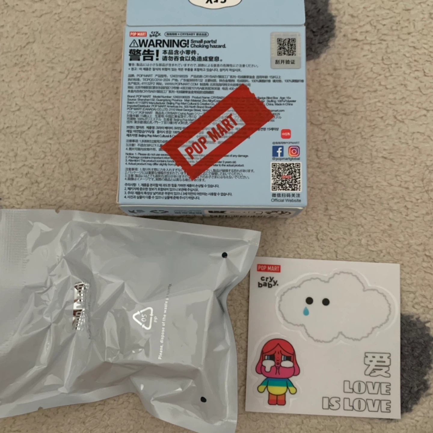 BNIB Pop Mart CRYBABY Crying Again -Plush Badge - Love is Love - photo 3