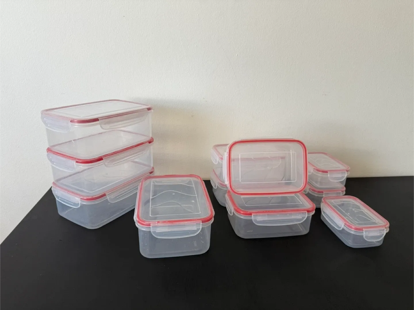 🚚Moving sale Food Storage Containers thumbnail