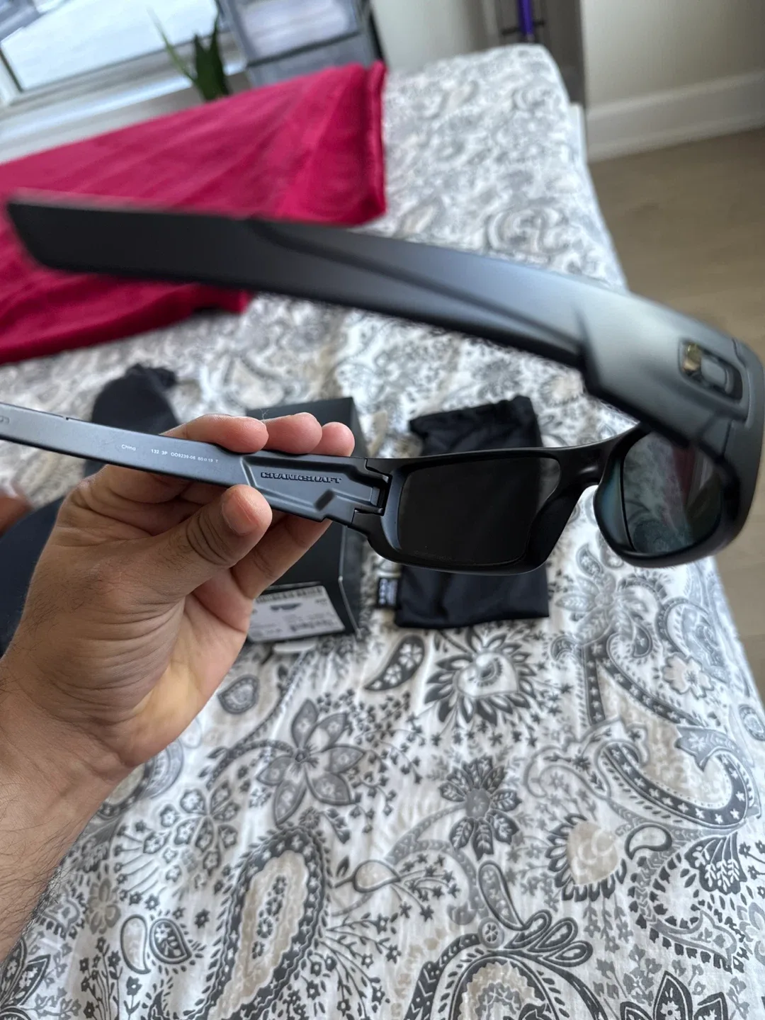 Oakley Crankshaft polarized Sunglasses - Matte Black image indicator(7)