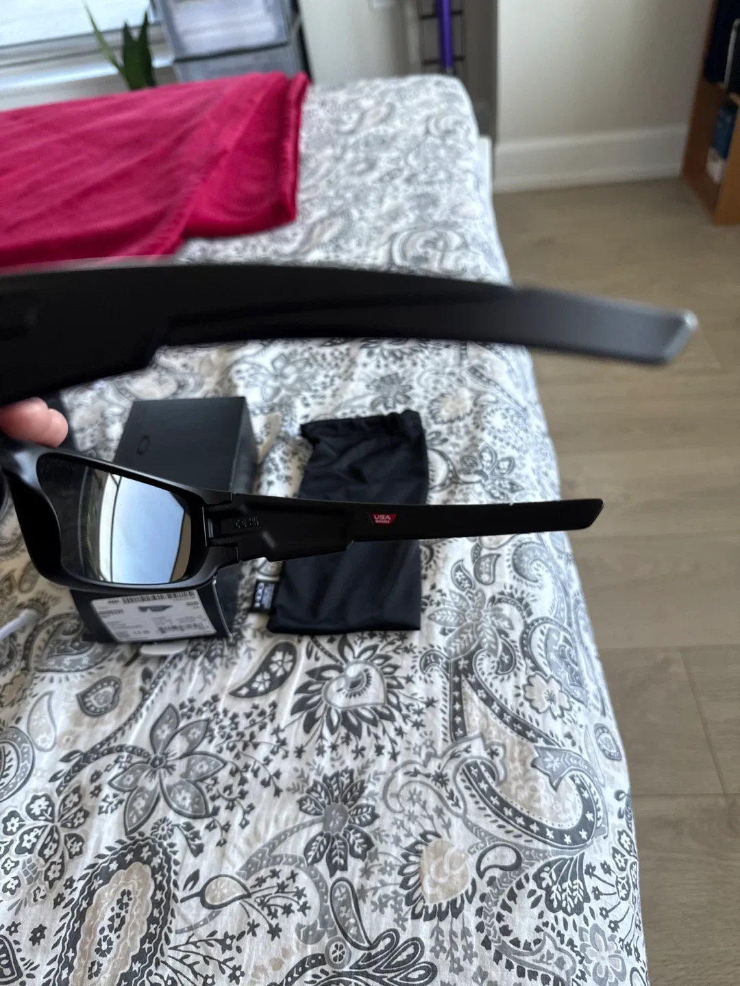 Oakley Crankshaft polarized Sunglasses - Matte Black image indicator(6)