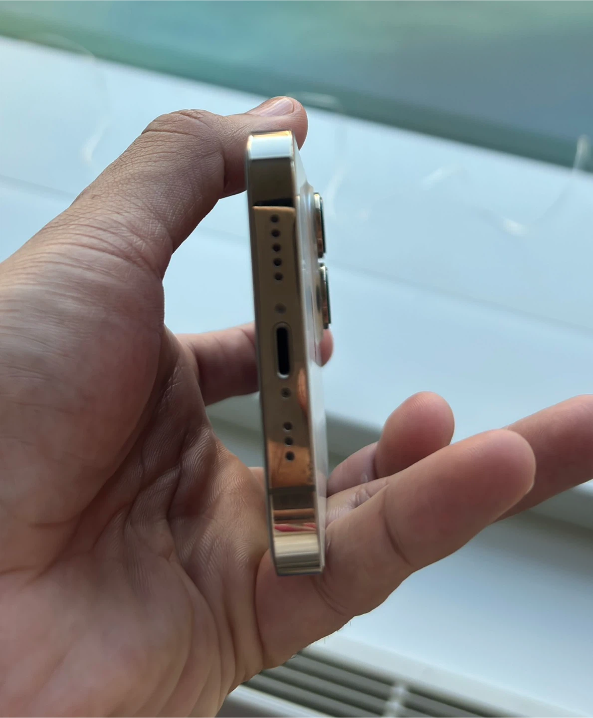 Apple iPhone 13 Pro Gold - photo 4