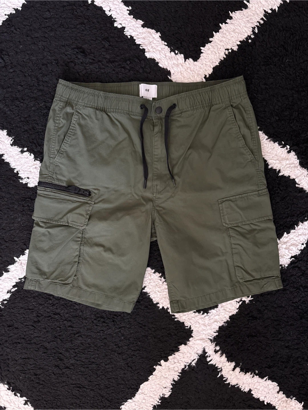 H&M Olive Green Cargo Shorts