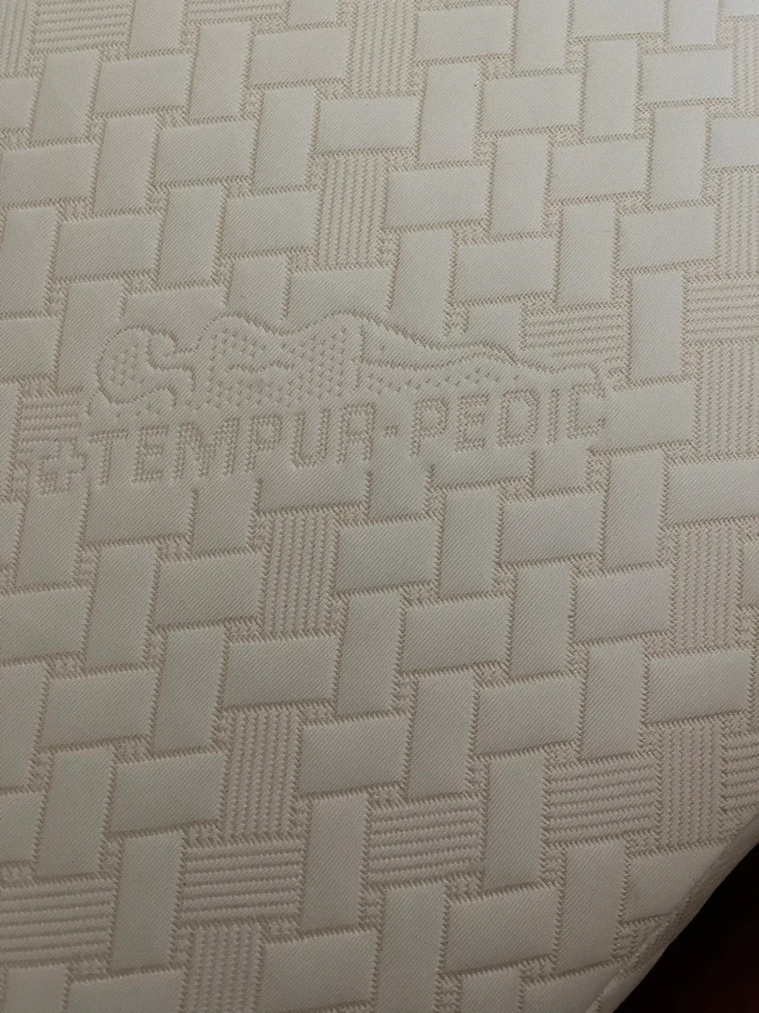 Double bed and mattress image indicator(2)