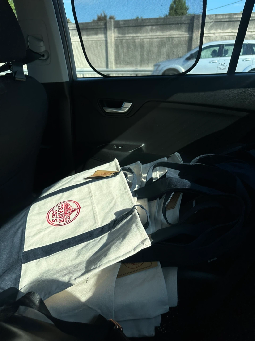 Trader Joe's Tote Bag - photo 3