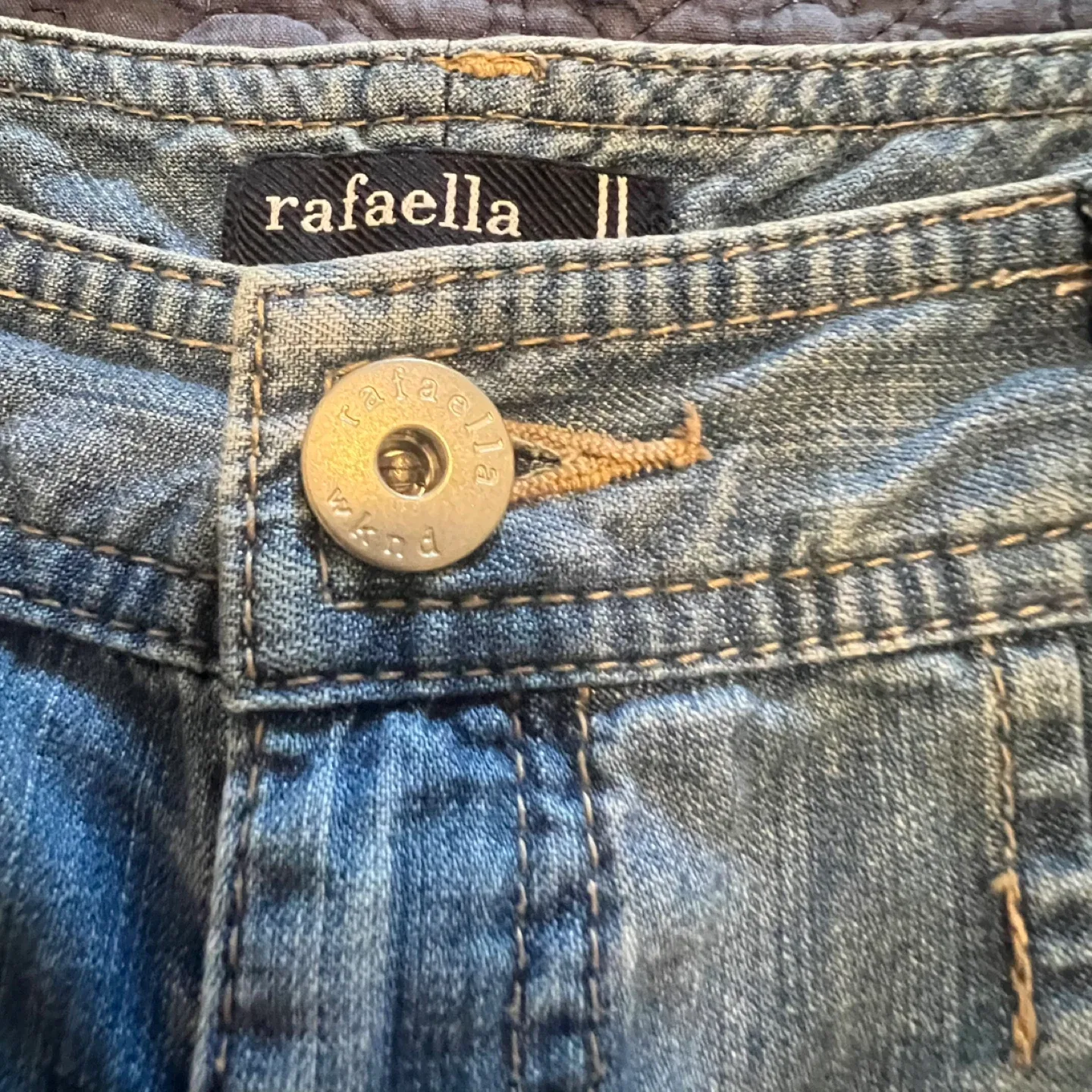 Rafaella WKND Denim Shorts image indicator(4)