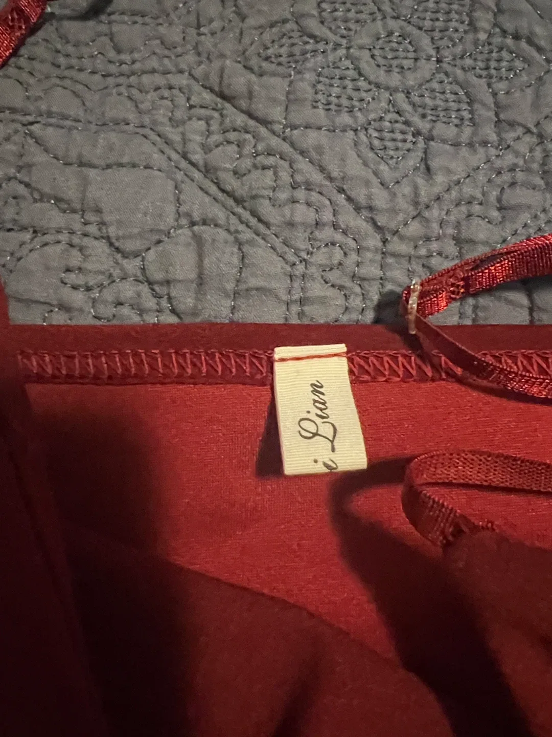 Li Lian Red Dress image indicator(4)