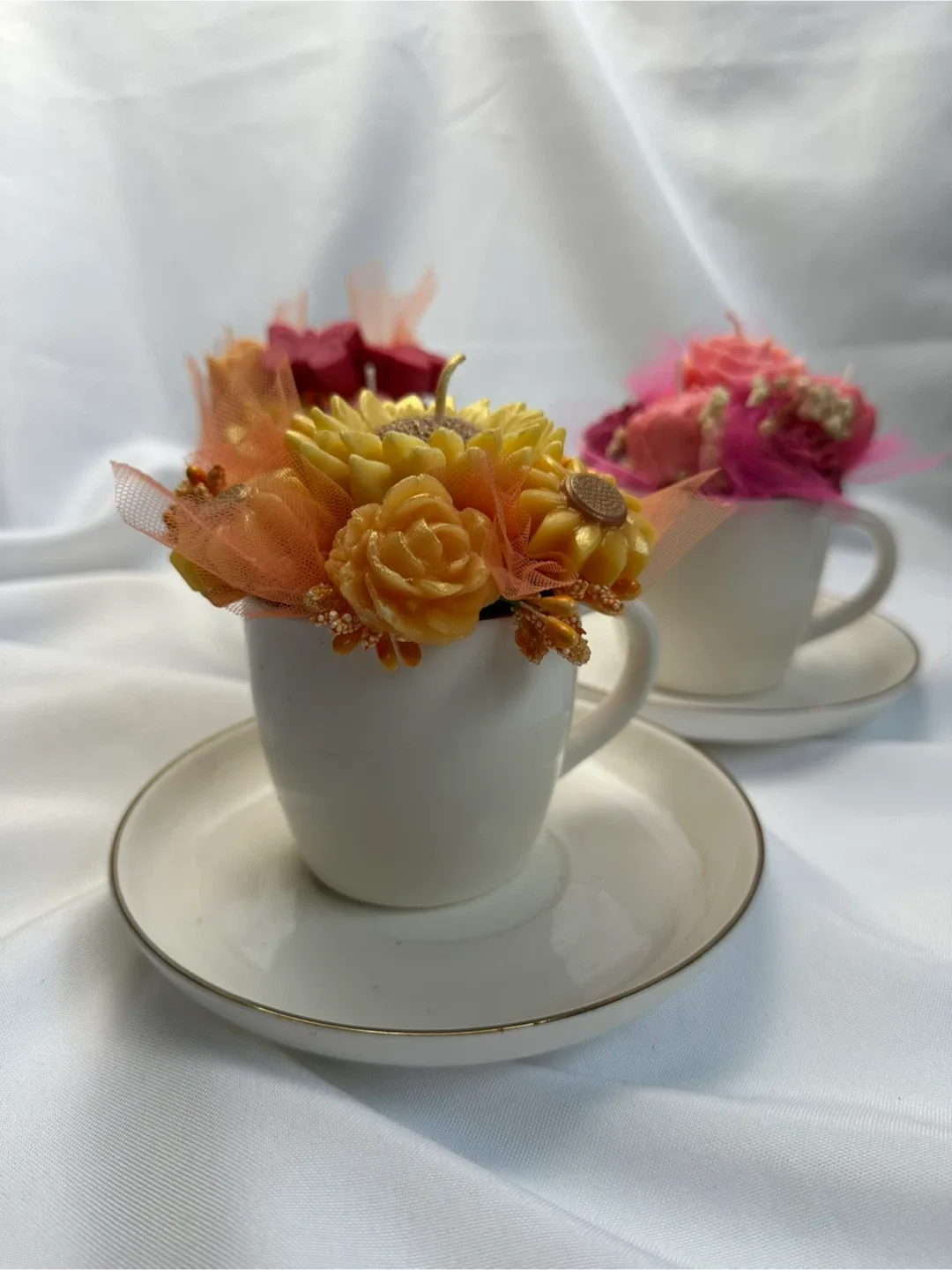 Autumn bouquet in a handmade tea cup.💐 image indicator(6)