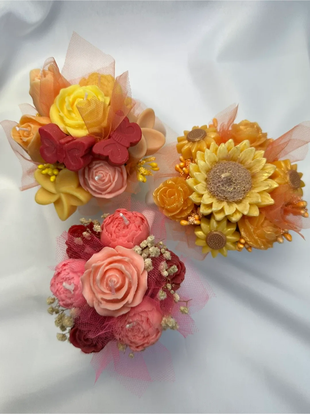 Autumn bouquet in a handmade tea cup.💐 image indicator(5)