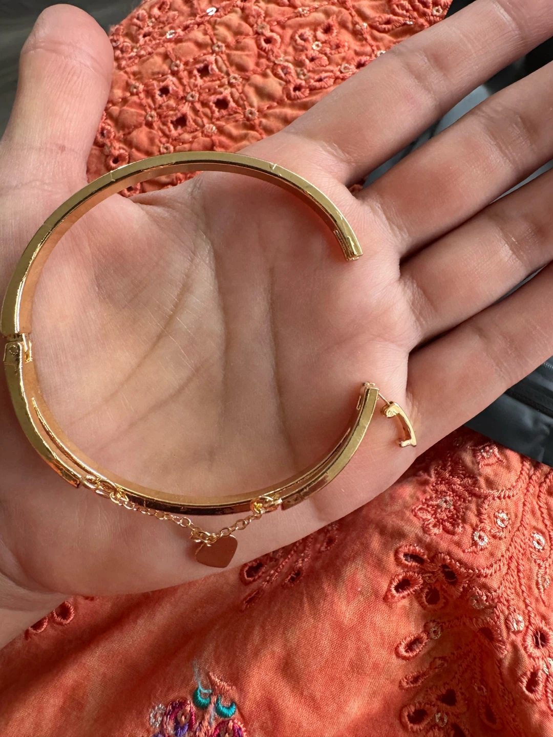 Gold Bangle Bracelet with Heart Charm - photo 3