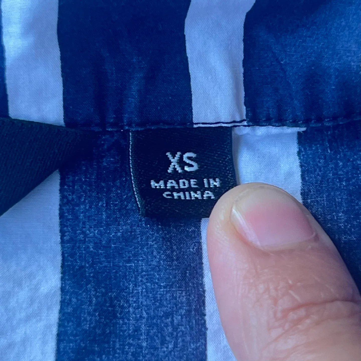 Marimekko x Uniqlo Striped Shirt - Size XS image indicator(4)