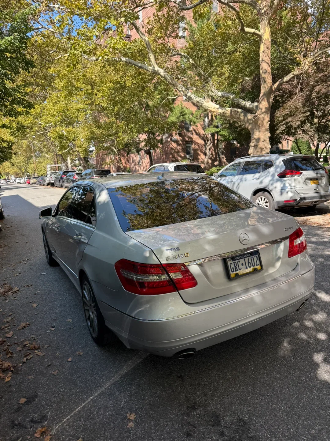 Mercedes-Benz E350 Sedan image indicator(6)