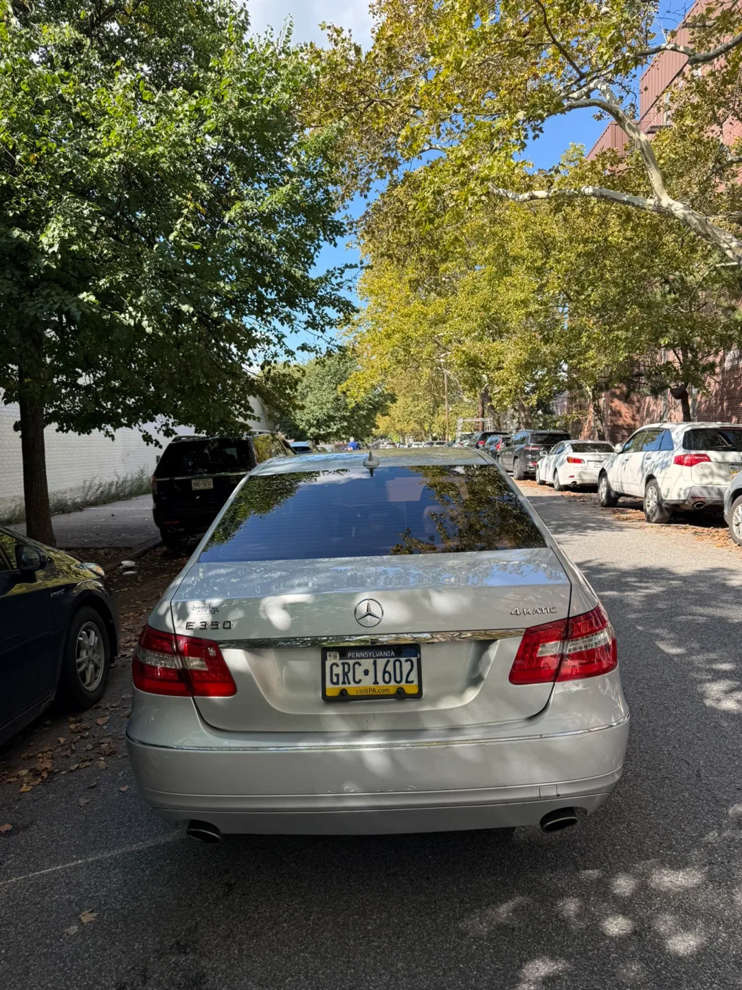 Mercedes-Benz E350 Sedan image indicator(5)