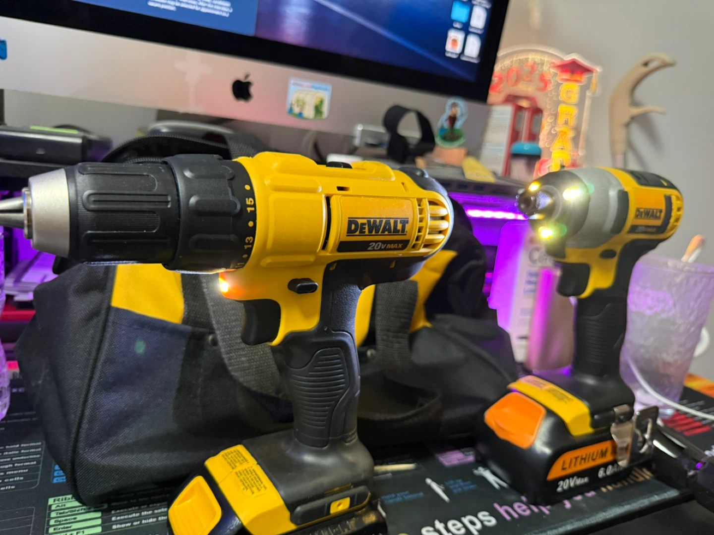 DeWalt 20V Cordless Drill/Impact Driver Kit & Wireless Ratchet - photo 2