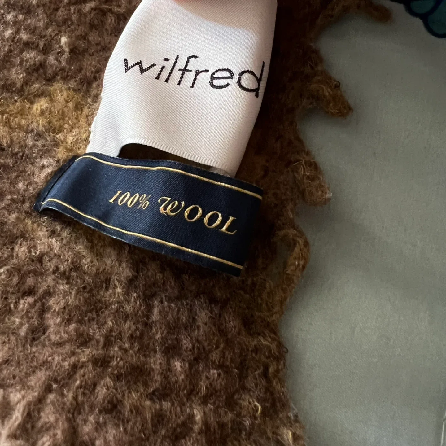 Brown Wool Throw Blanket image indicator(6)