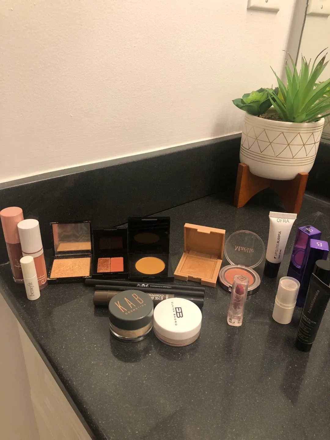 New make up bundle thumbnail