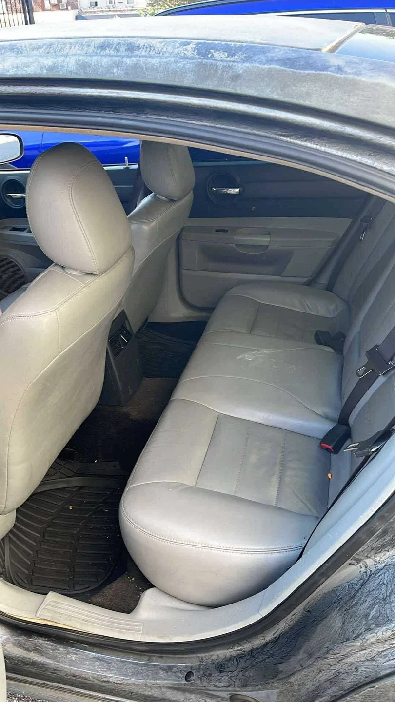 2006 Dodge Charger R/T 5.7 Hemi image indicator(5)