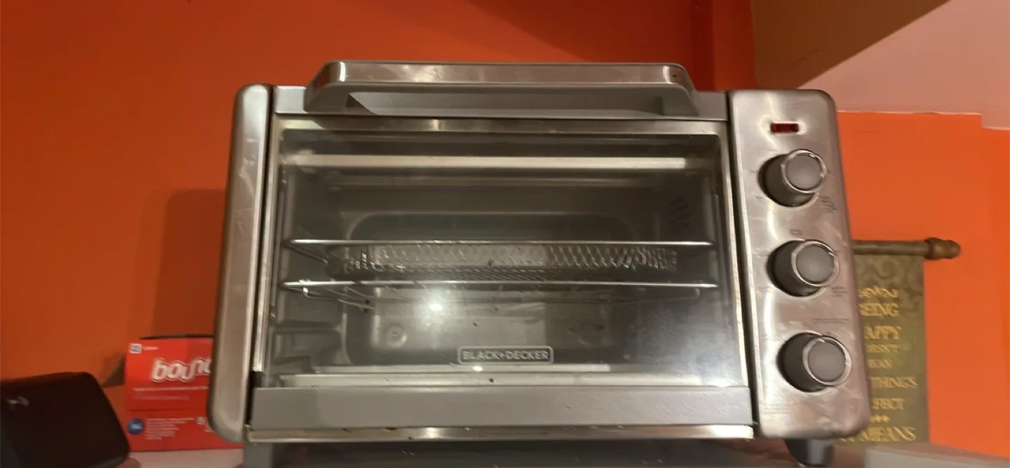 Black+Decker Toaster Oven Air Fryer Combo image indicator(2)