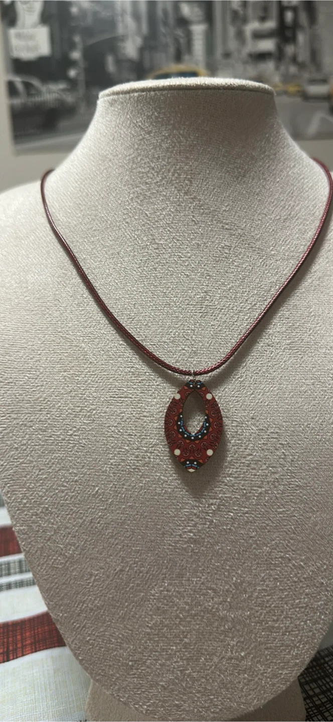 Handmade Pendant Necklace - Unique Design - photo 2