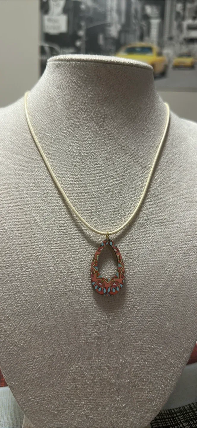 Handmade Pendant Necklace - Unique Design image indicator(8)