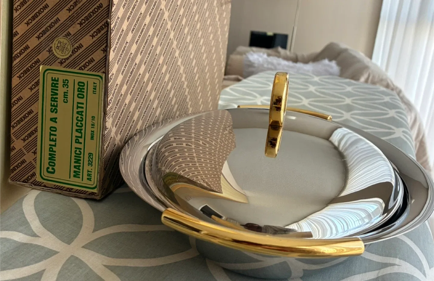 INOXBECK Serving platter with lid and original box thumbnail