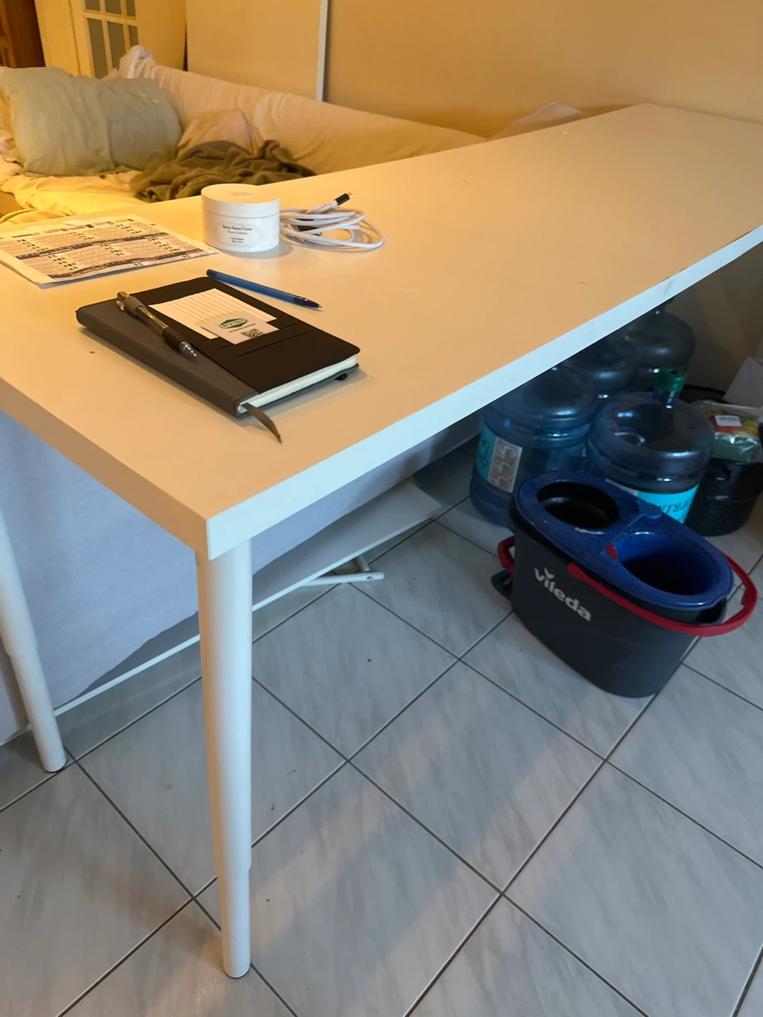 White Desk - photo 2