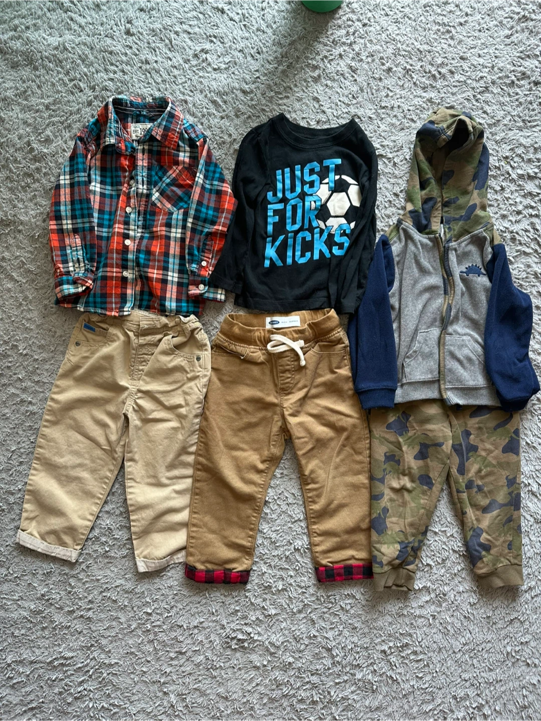 Mixed Lot of Boys Clothes (40 pcs)- Size 2T-3; 18-24 months