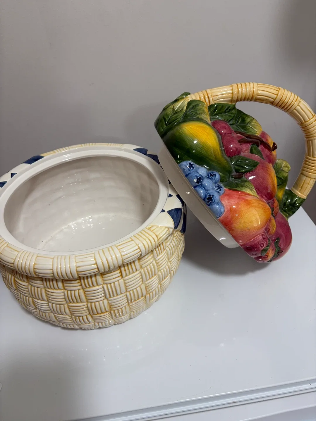 Ceramic Fruit Basket Decor image indicator(2)