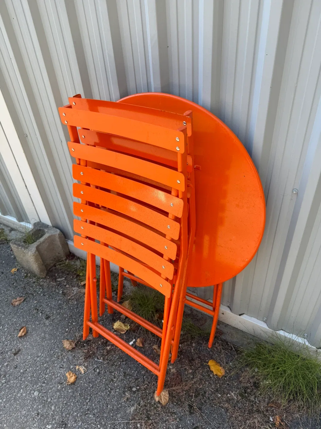 Orange (Metal) Bistro Set - Table and Two Chairs image indicator(4)