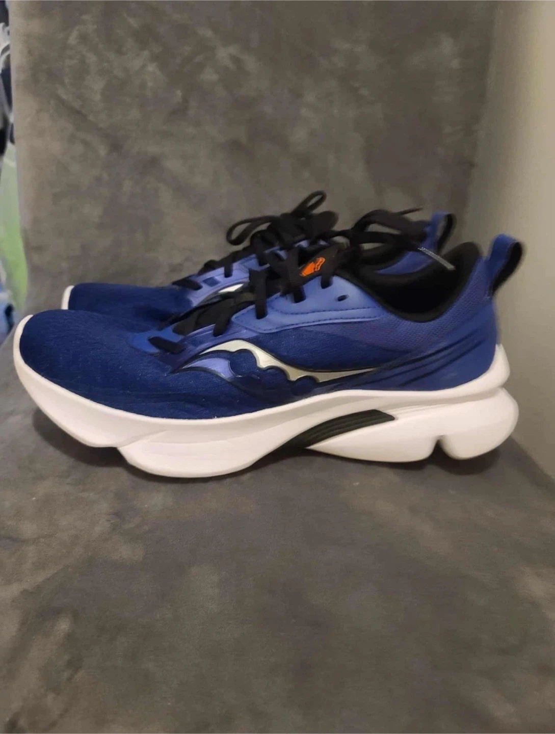 Saucony Mens Running Shoes, Size 11 us - photo 4