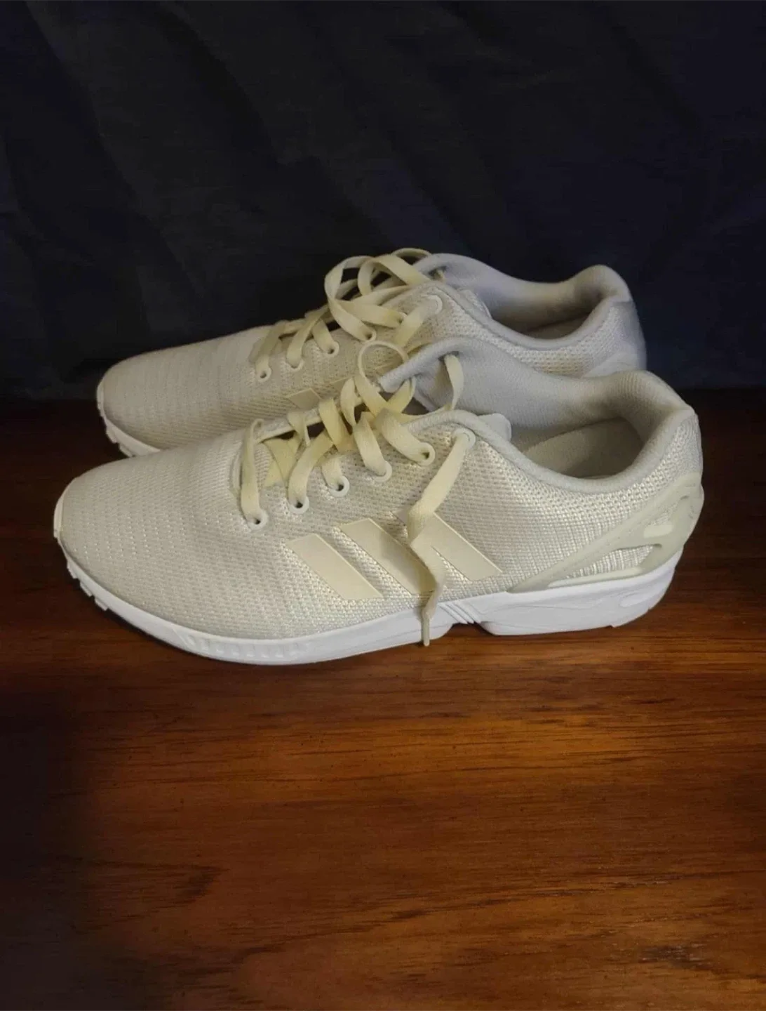 Adidas ZX Flux White Sneakers image indicator(6)