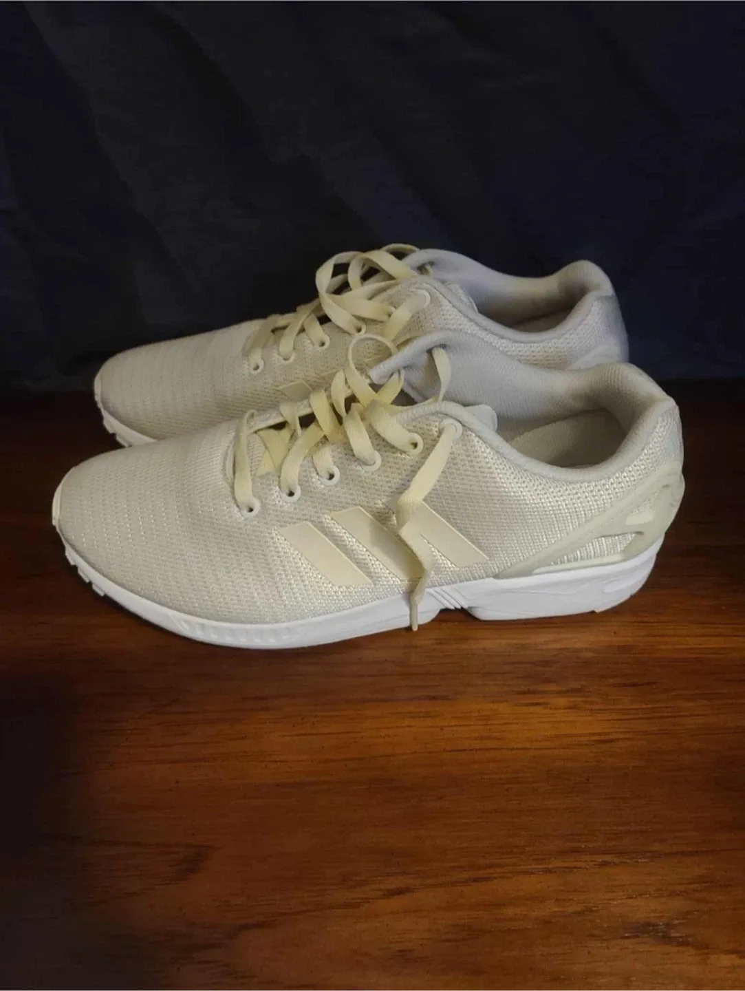 Adidas ZX Flux White Sneakers image indicator(2)