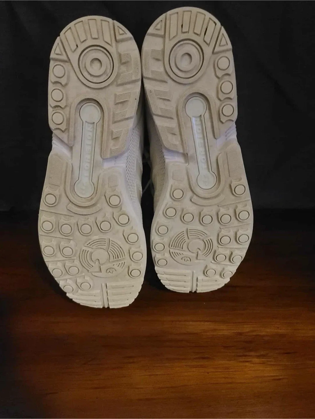 Adidas ZX Flux White Sneakers image indicator(7)