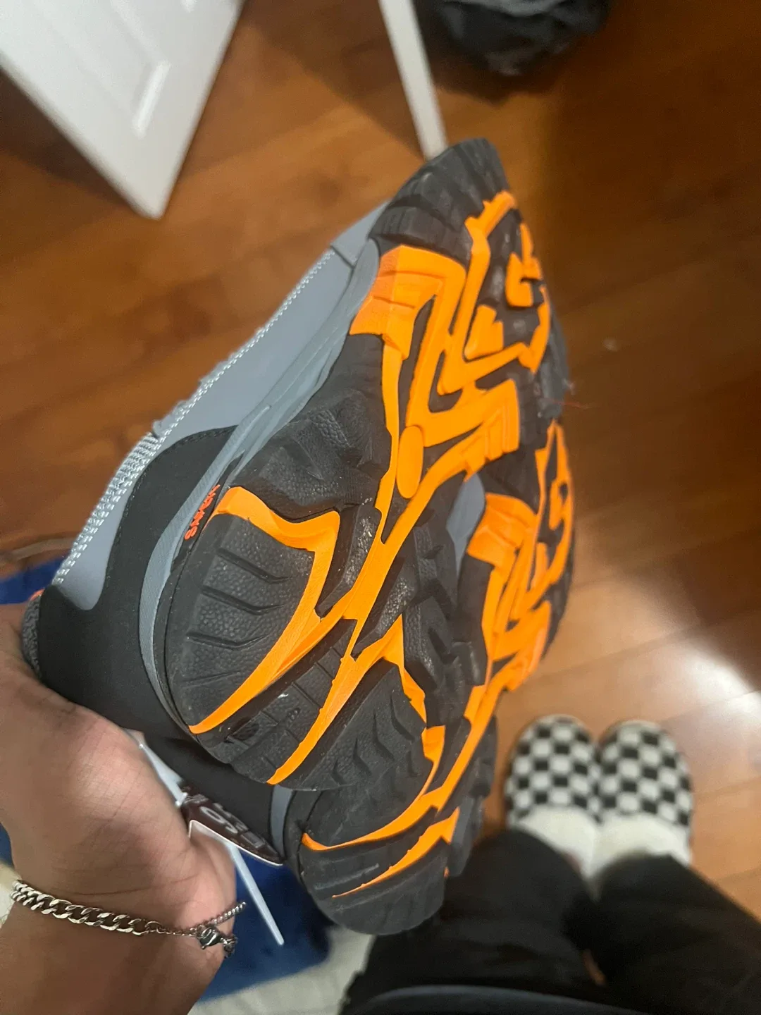 BDET Safety Shoes - Grey & Orange image indicator(2)