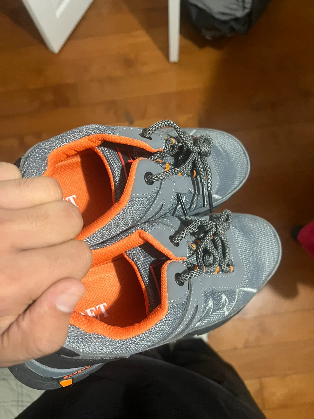 BDET Safety Shoes - Grey & Orange image indicator(3)