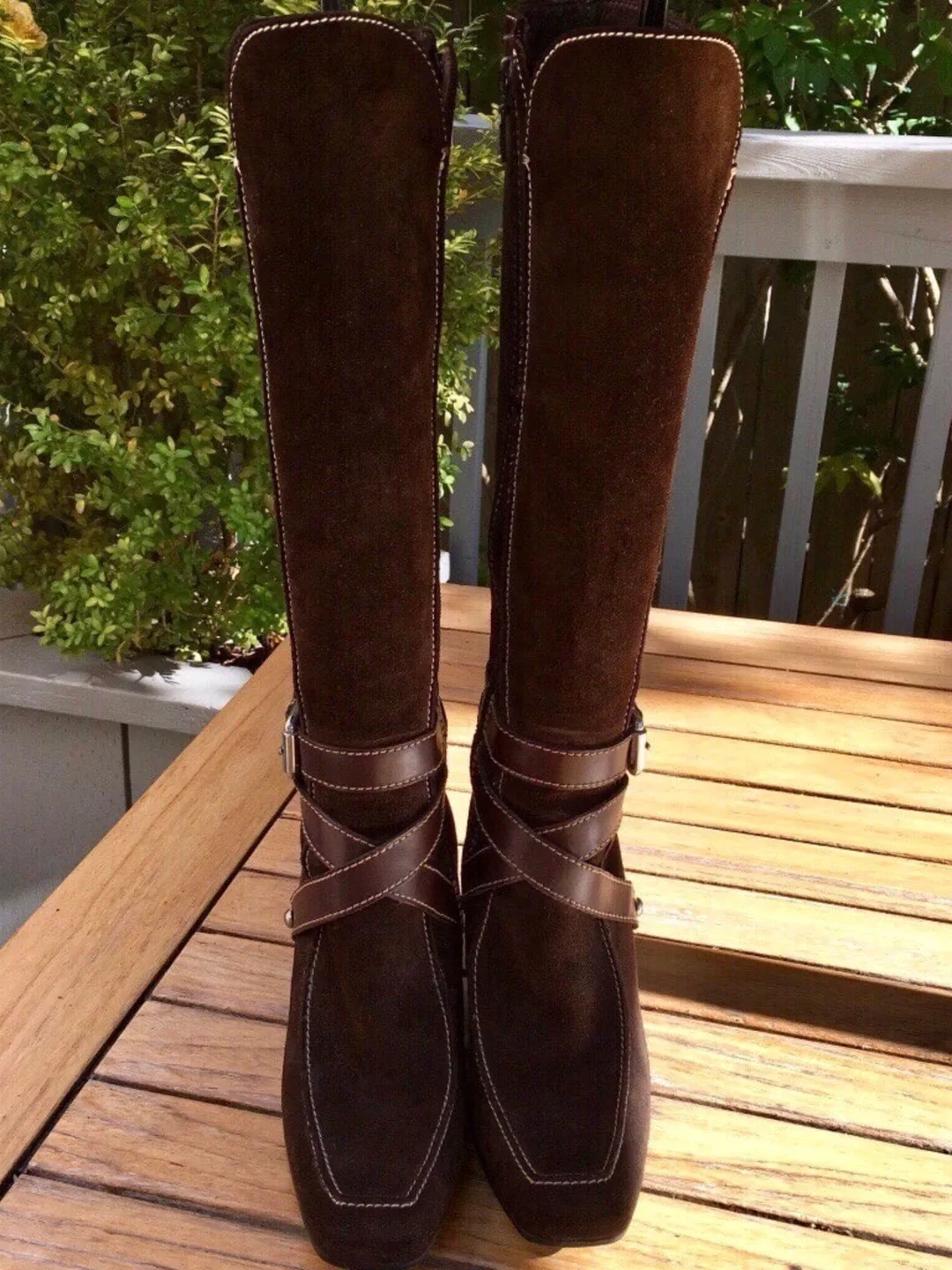 ❤️GEOX NEW STUNNING Dark Chocolate brown suede boots❤️ image indicator(3)