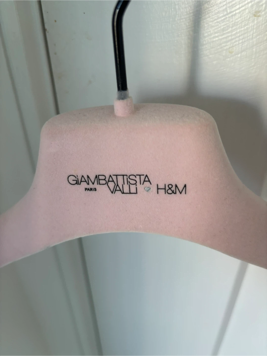 Giambattista Valli x H&M Hanger - photo 2