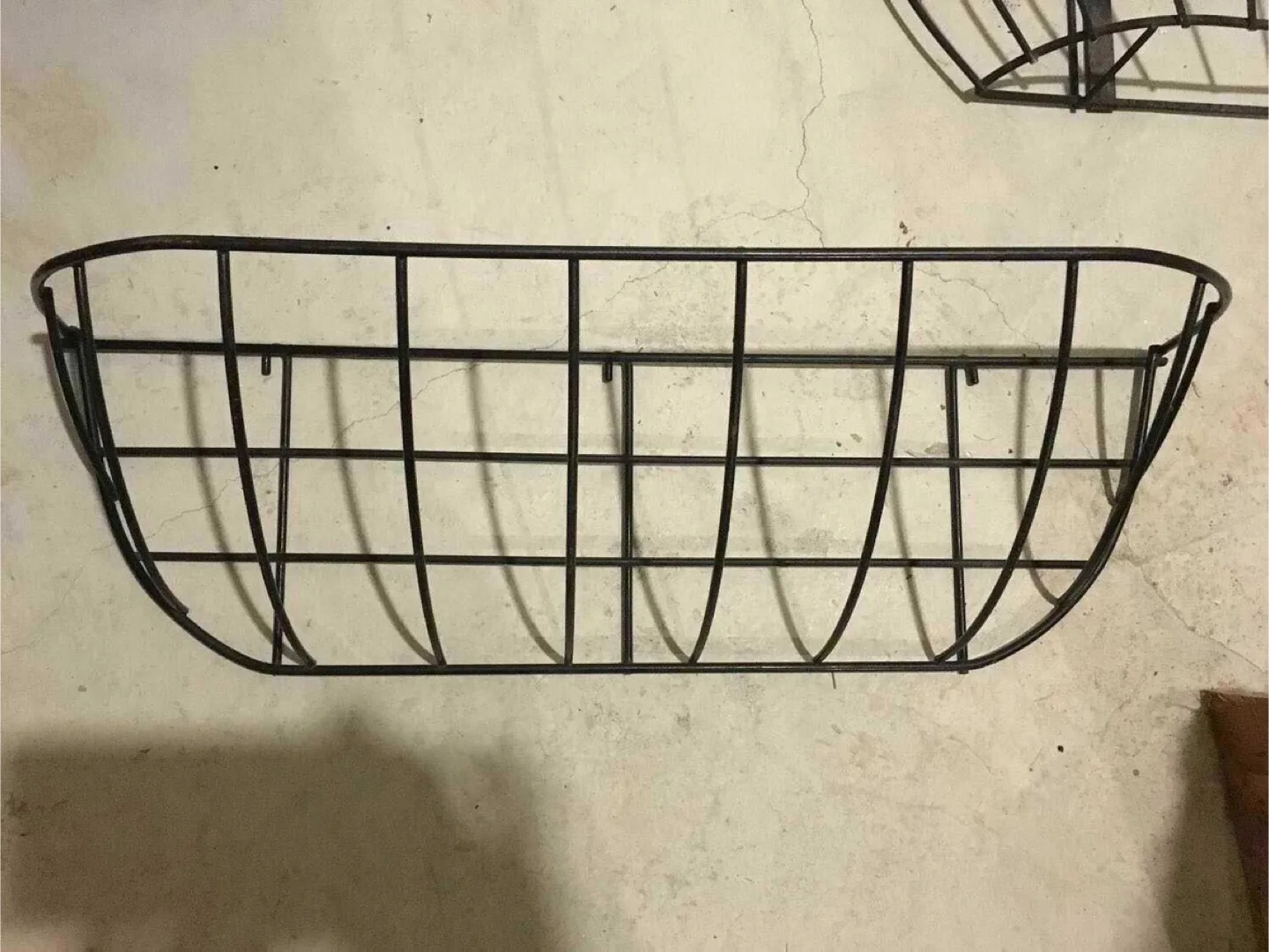 Hanging planter box (coco liner and plants not included) image indicator(2)