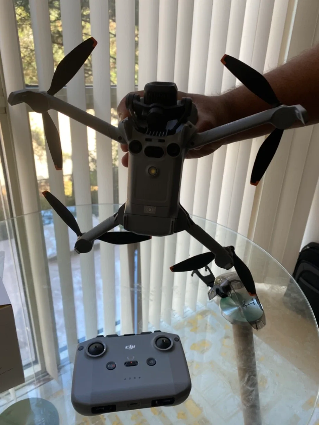 DJI Mini 5 Pro Drone with Accessories image indicator(5)