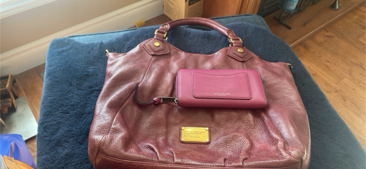 Marc by Marc Jacobs Burgundy Leather Tote Bag - photo 2