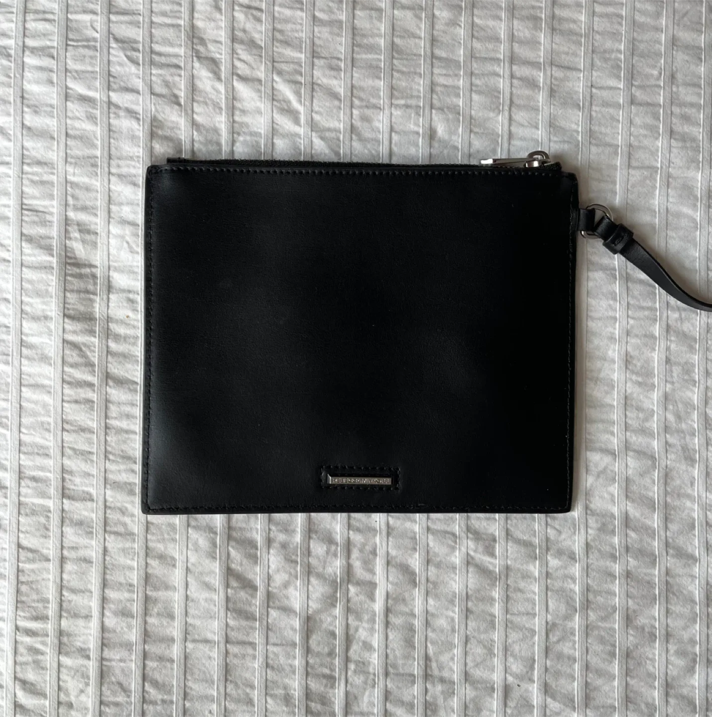 Rebecca Minkoff Black Leather Tote Bag with Detachable Pouch image indicator(5)