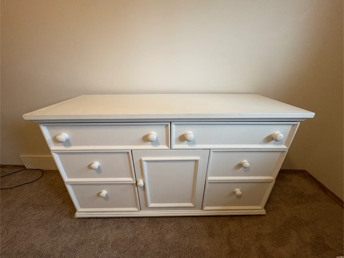 White Dresser and Bed Frame Set image indicator(4)