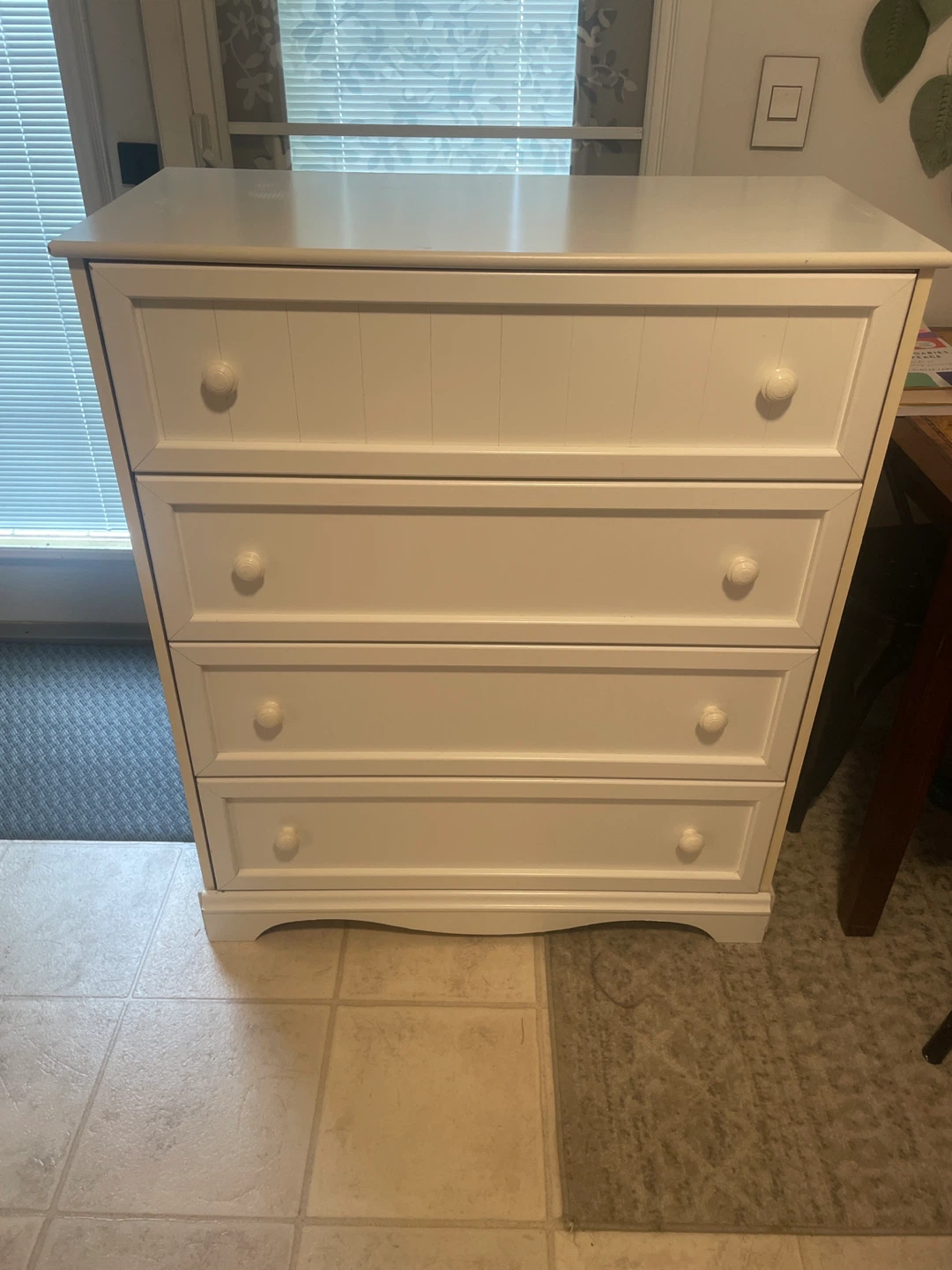 White 4-Drawer Dresser
