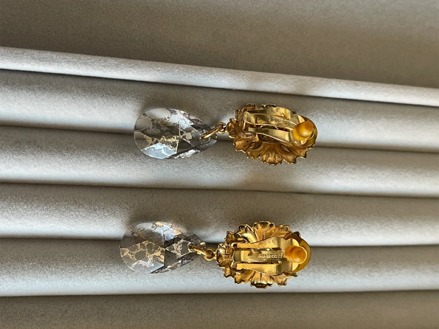 Antique French Flower Drop Earrings - Gold & Crystal image indicator(6)