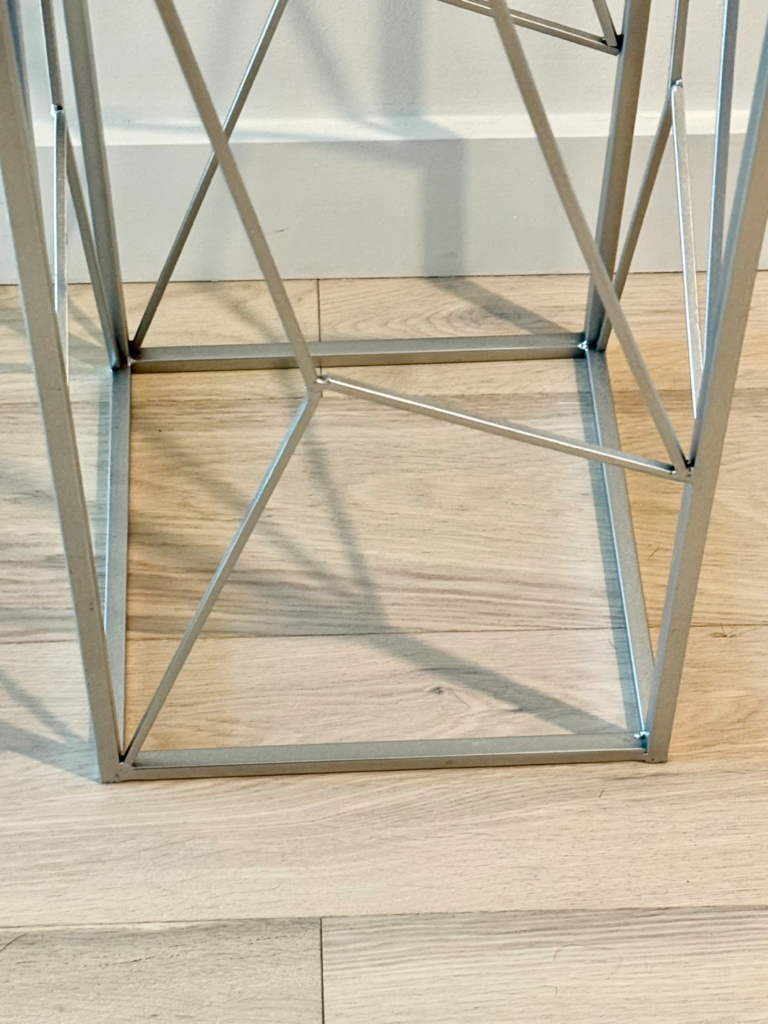 Silver Metal Plant Stand/Accent Table with Mirrored Top - photo 5