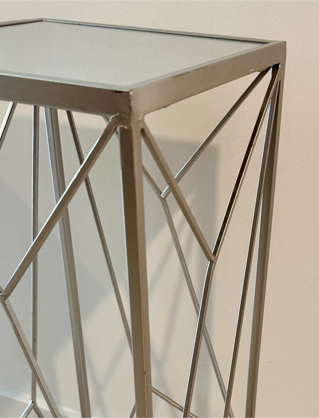 Silver Metal Plant Stand/Accent Table with Mirrored Top - photo 2