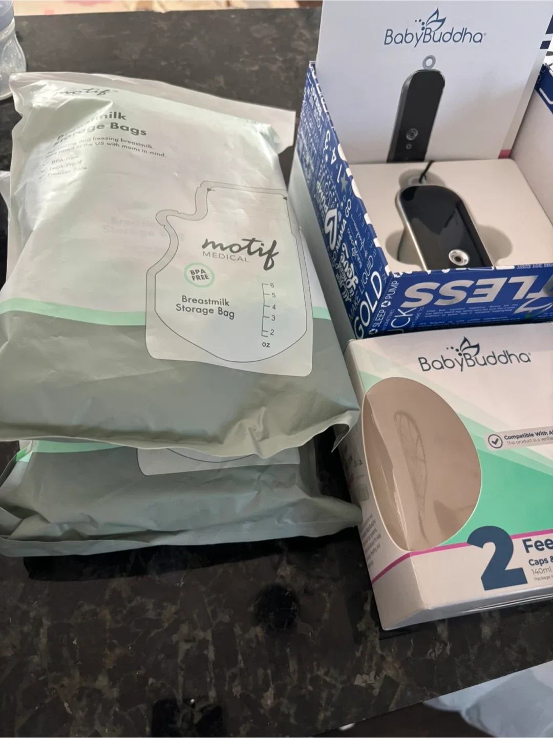 Baby Buddha Breast Pump + Motif Breastmilk Storage Bags image indicator(4)