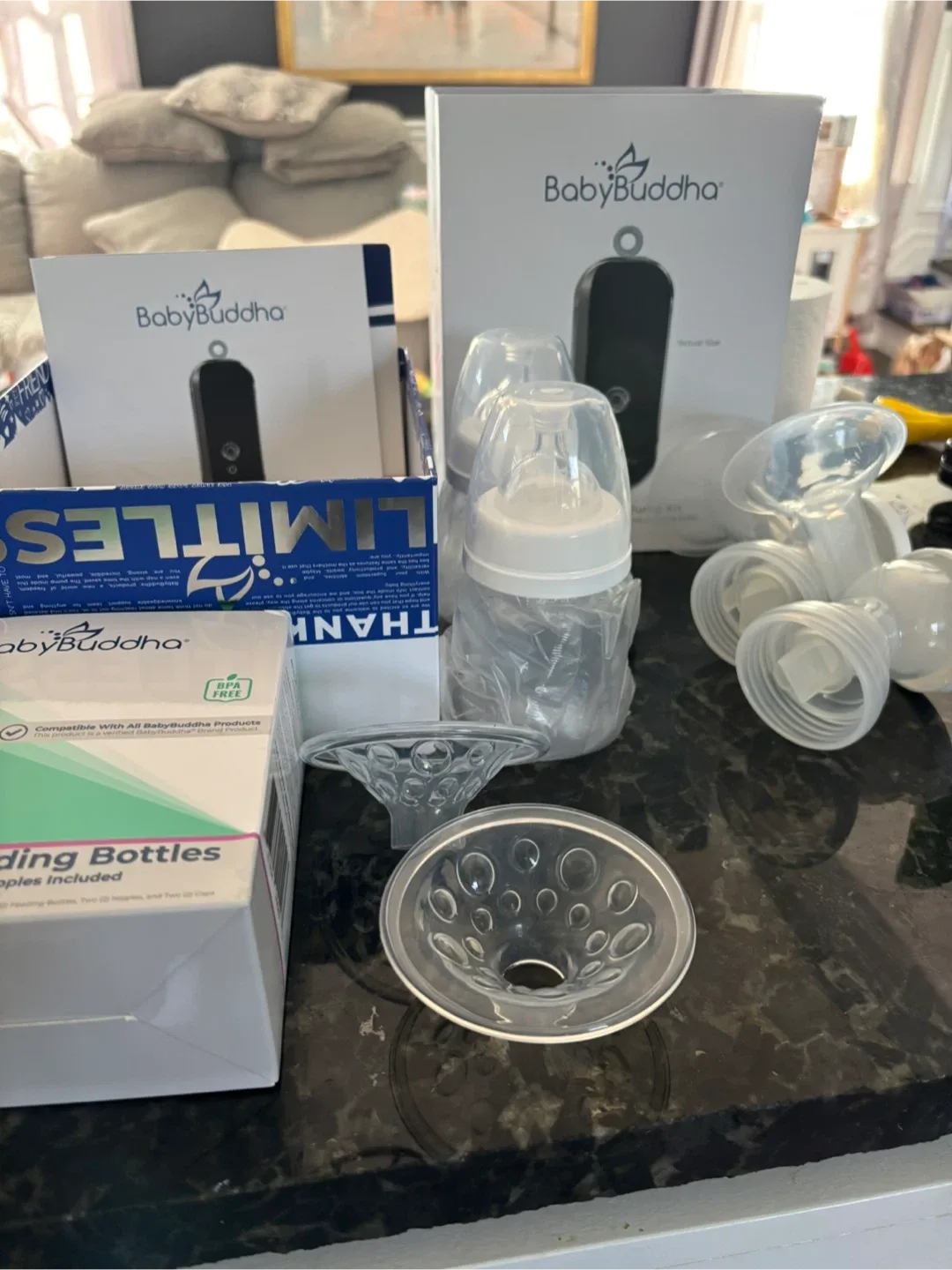 Baby Buddha Breast Pump + Motif Breastmilk Storage Bags image indicator(3)