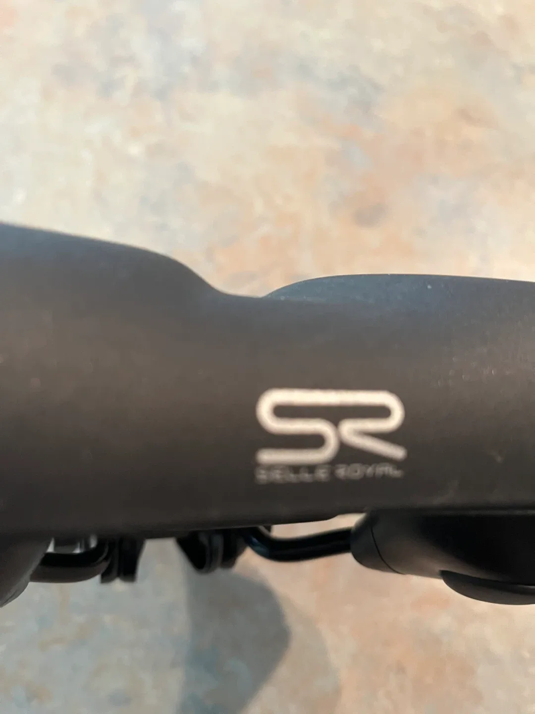 Selle Royal Bicycle Seat - Black image indicator(2)