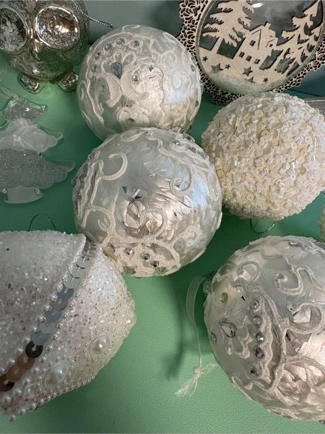 White Assorted Christmas Ornaments lot of 10 - photo 5